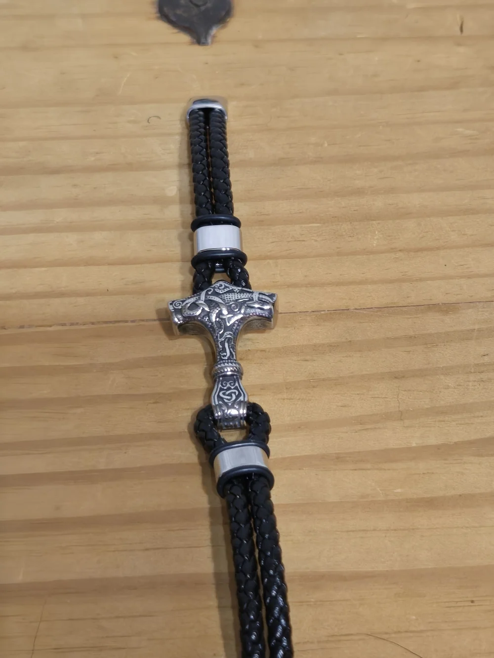 N/A nwot magnetic silver